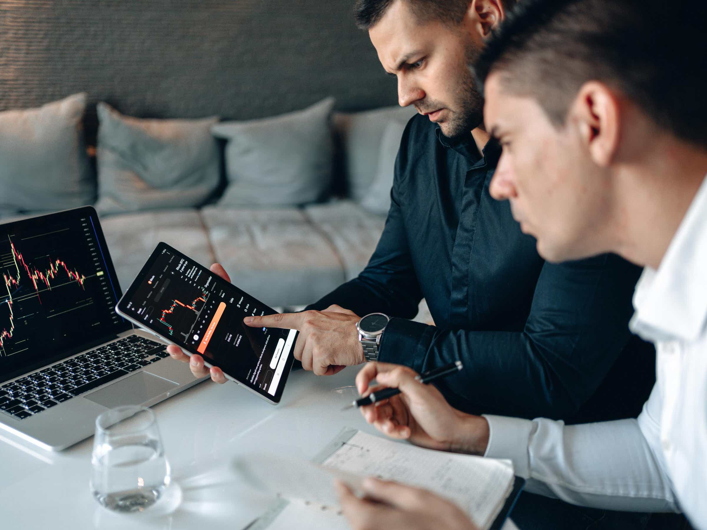 Hiring Female IT Recruiter (Work from Home)